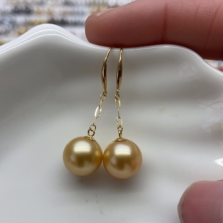 海水珍珠耳饰18K金镶嵌