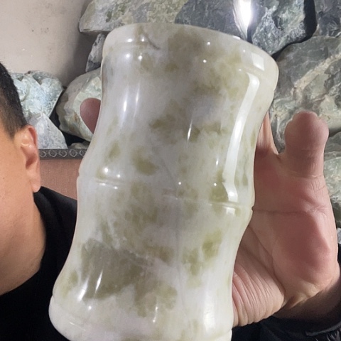 蛇纹石玉未镶嵌珠宝奇石