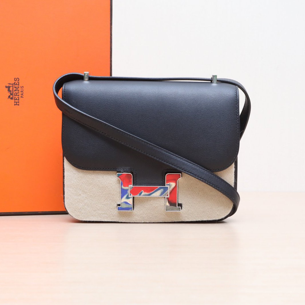 95新 Hermes/爱马仕 小花双双 康康 19 黑色 Swift皮 Y刻 珐琅扣