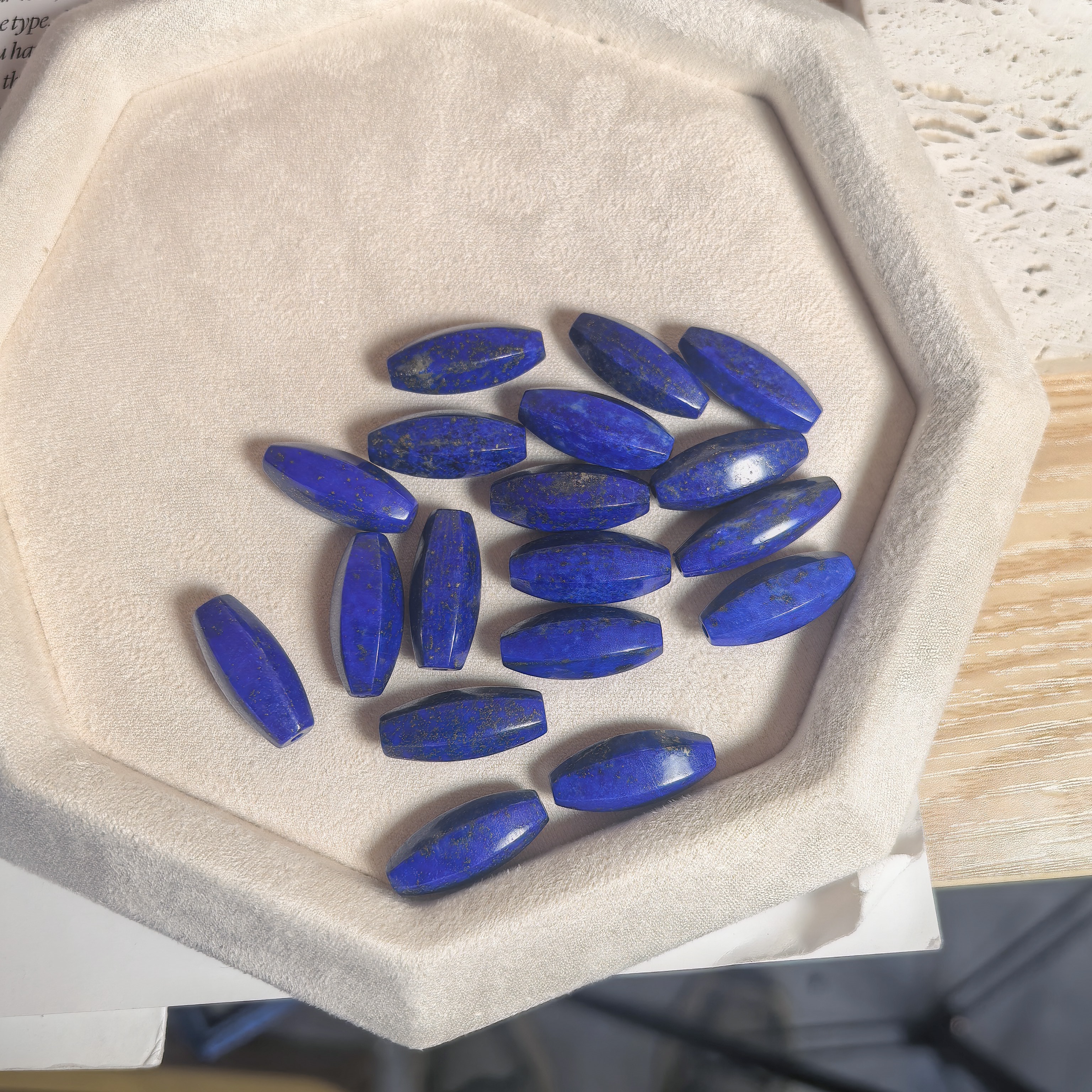 8x19.5mm天然青金石六角桶珠(1件)多样性发一