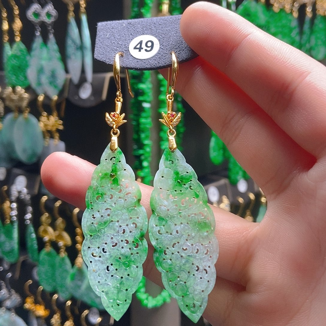 翡翠未镶嵌耳饰翡翠