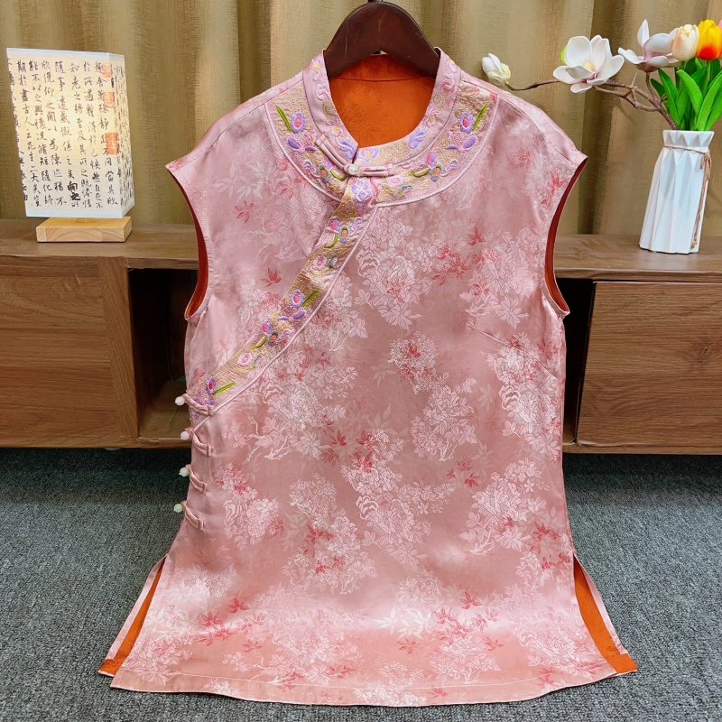 『花朝绣影』新中式时尚粉色刺绣气质新款高级奥黛2025国风飞袖上衣