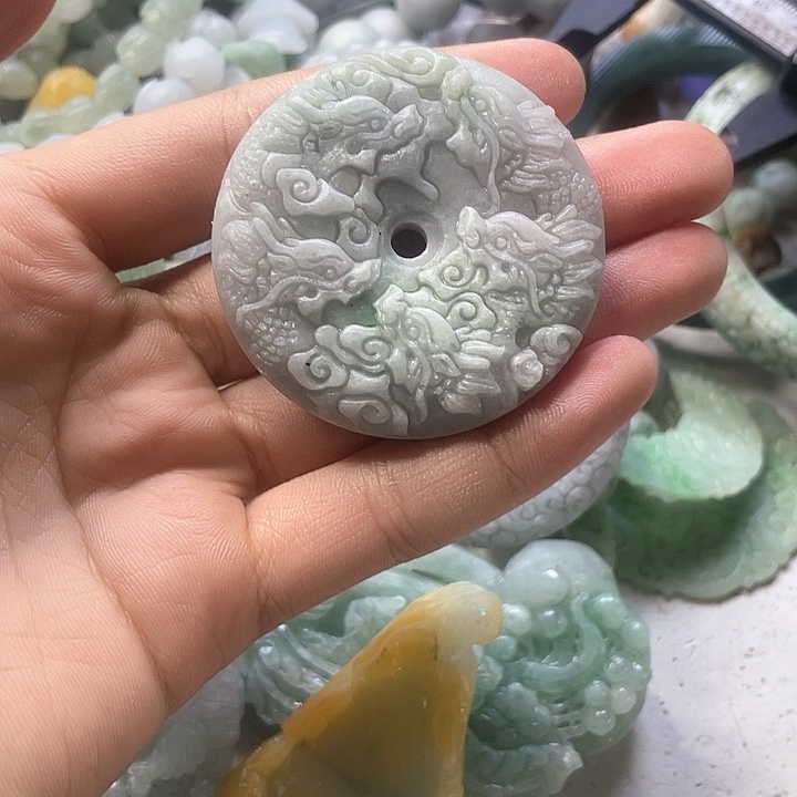 定制翡翠未镶嵌天然翡翠