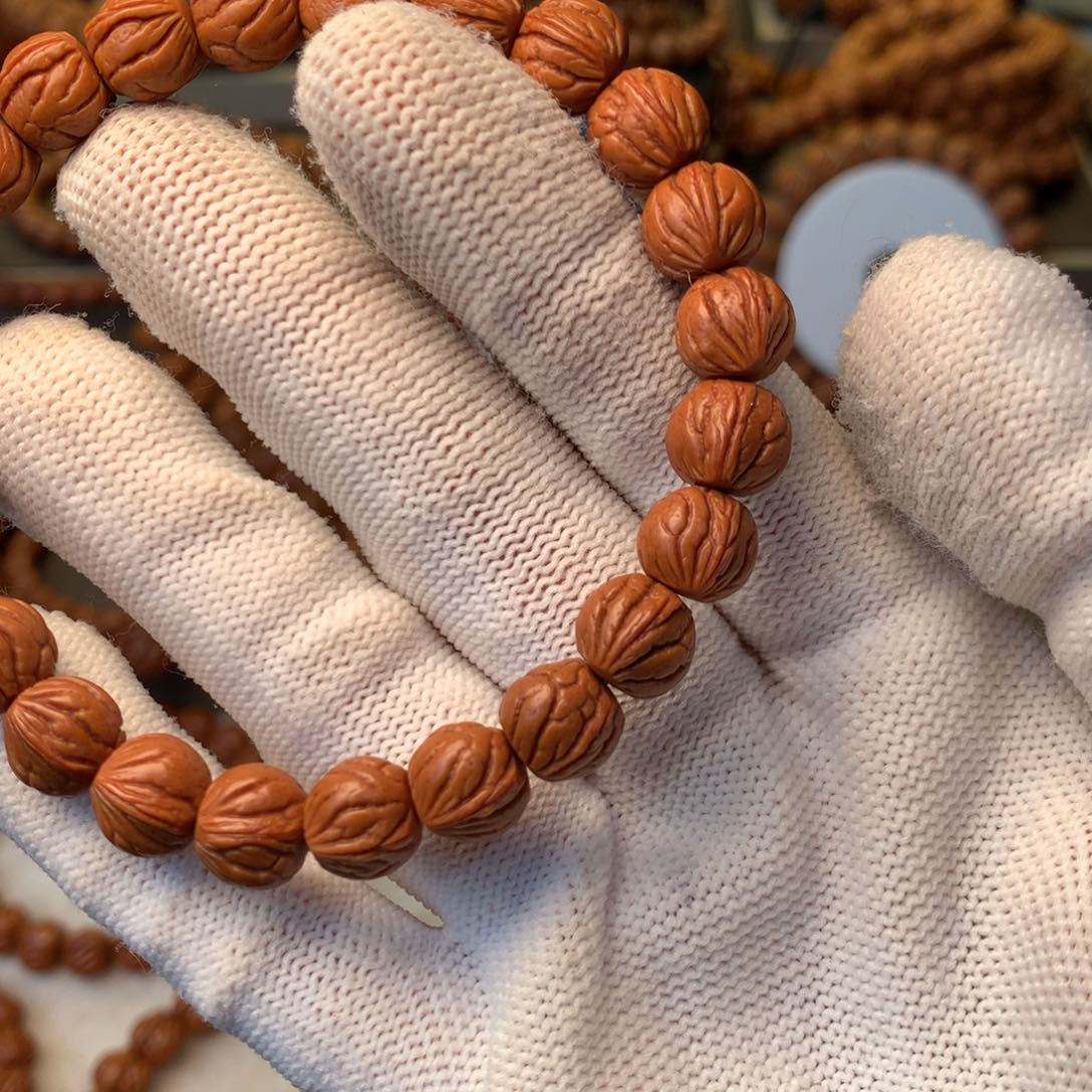 酸***肠桃核手串秦岭龙纹