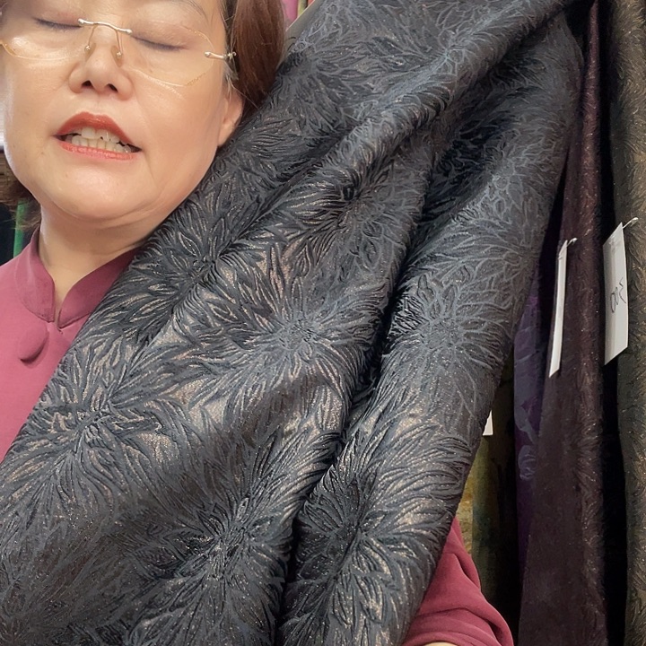 黑花油丝1.1米面料面料