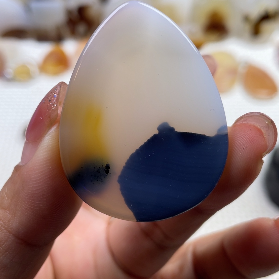 玛瑙/玉髓未镶嵌颈饰