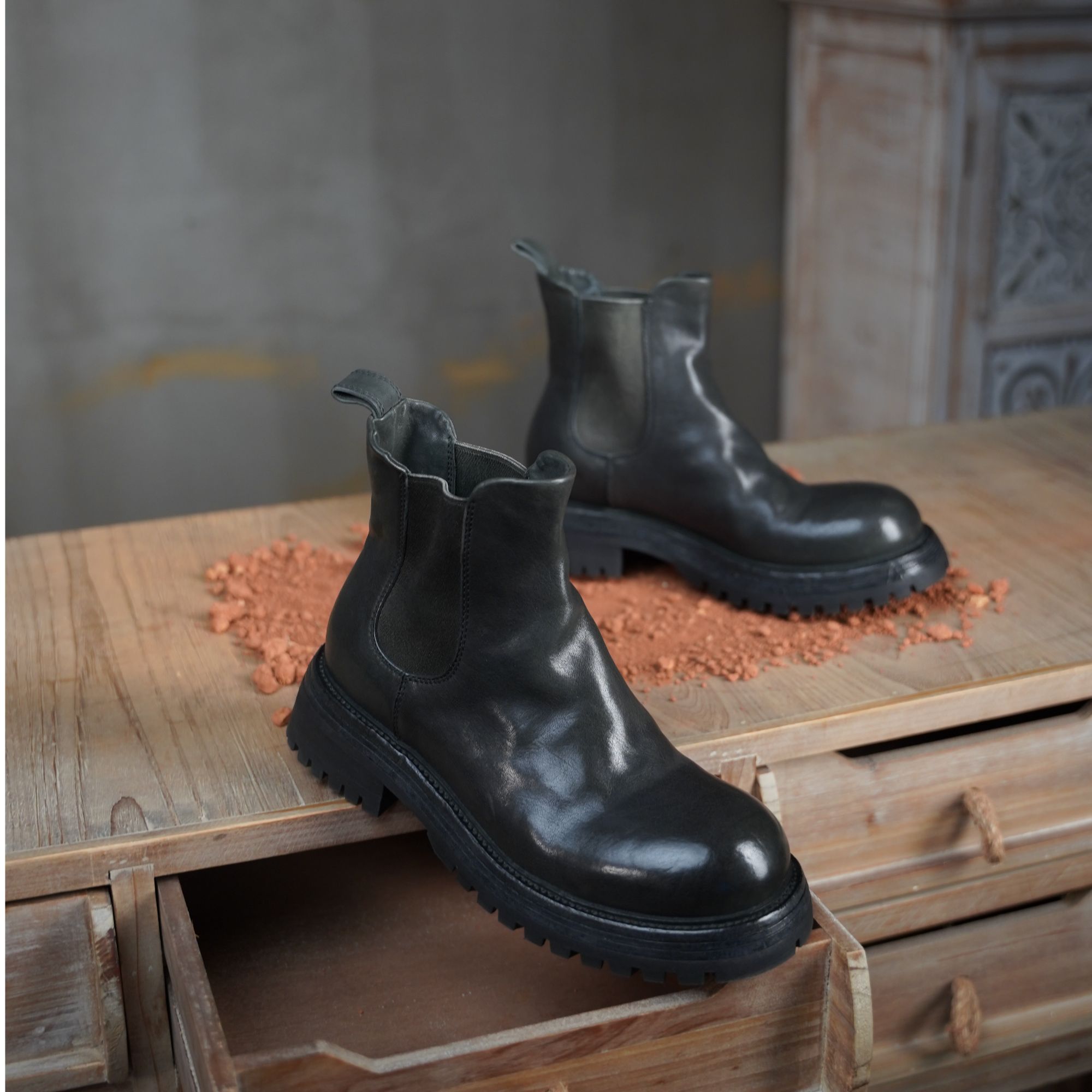 mantova断码清仓！马皮切尔西靴手工女鞋秋冬款马丁靴女百搭潮流