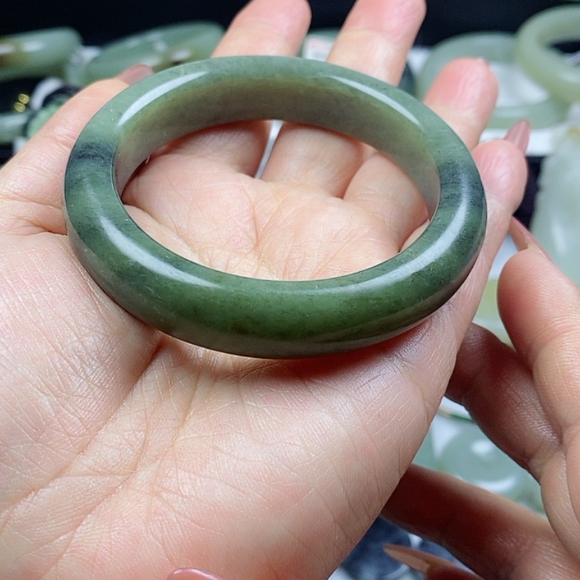 【闪购商品】和田玉手镯未镶嵌