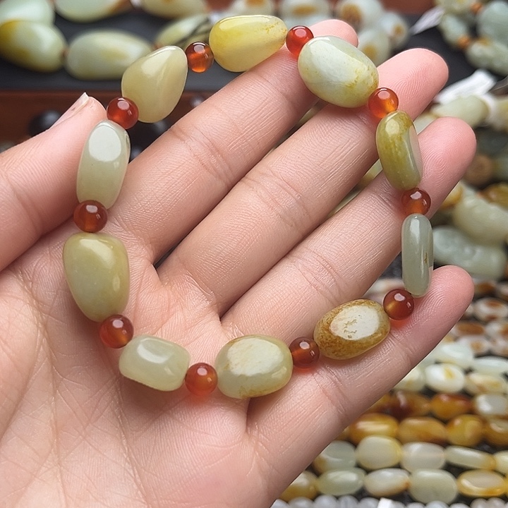 和田玉手链未镶嵌