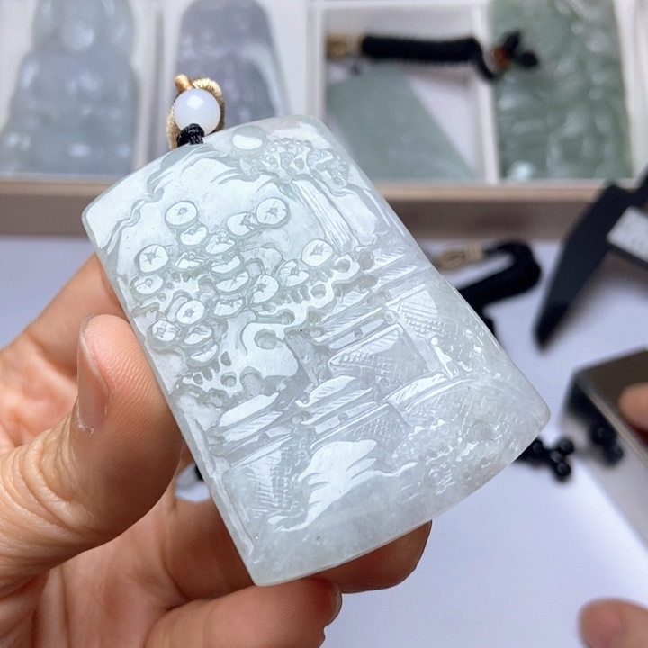 翡翠未镶嵌颈饰翡翠