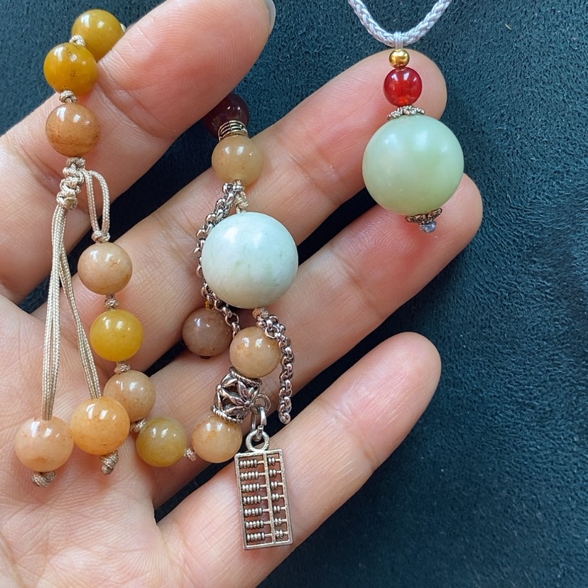 【闪购商品】蛇纹石玉吊坠，手牌未镶嵌