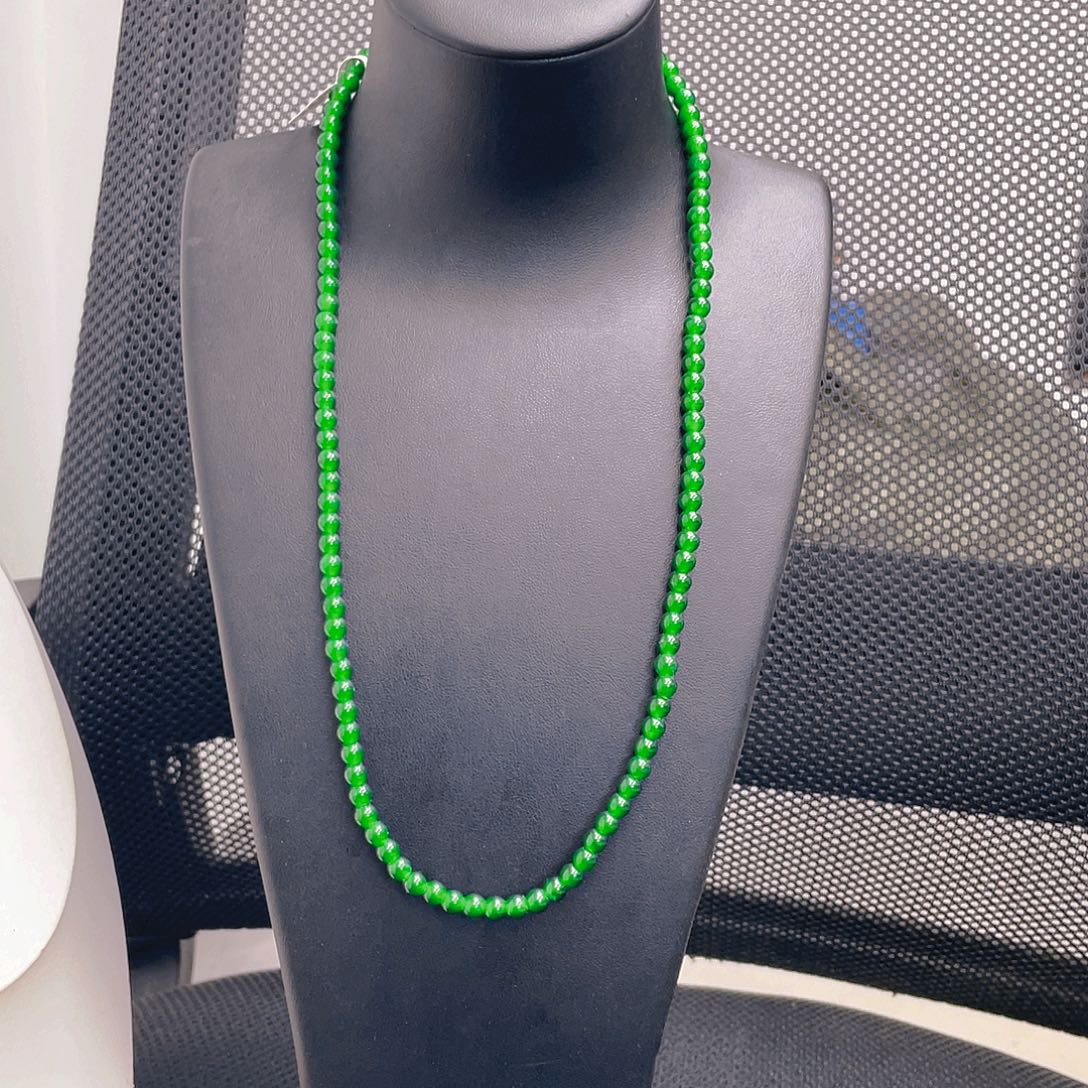 翡翠未镶嵌颈饰卡6