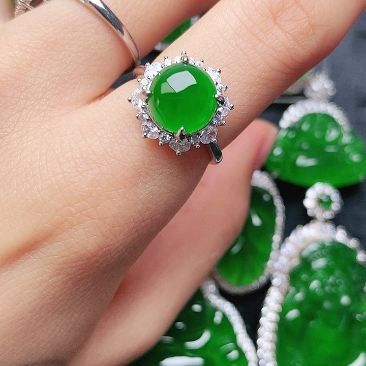 翡翠戒指未镶嵌戒指