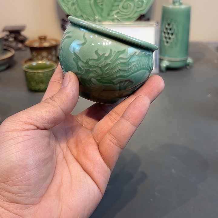 瓷片龙泉青瓷福利青瓷