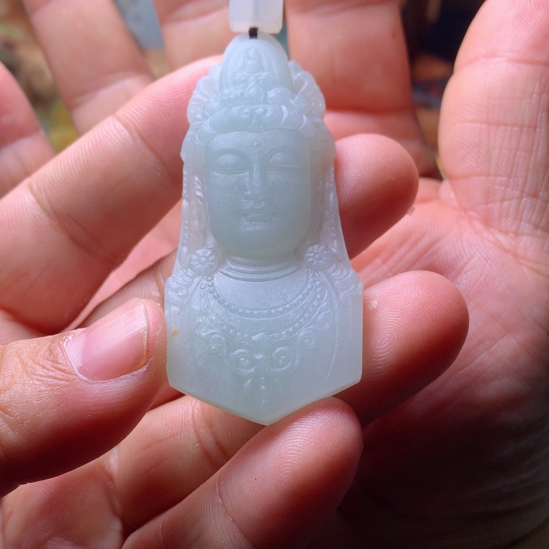 定制翡翠未镶嵌领***浩翡翠