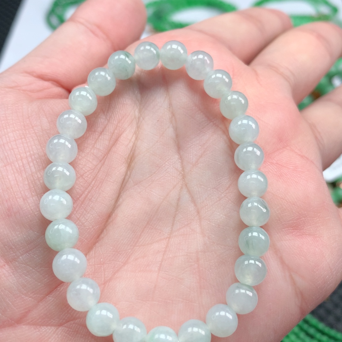 翡翠手链未镶嵌翡翠