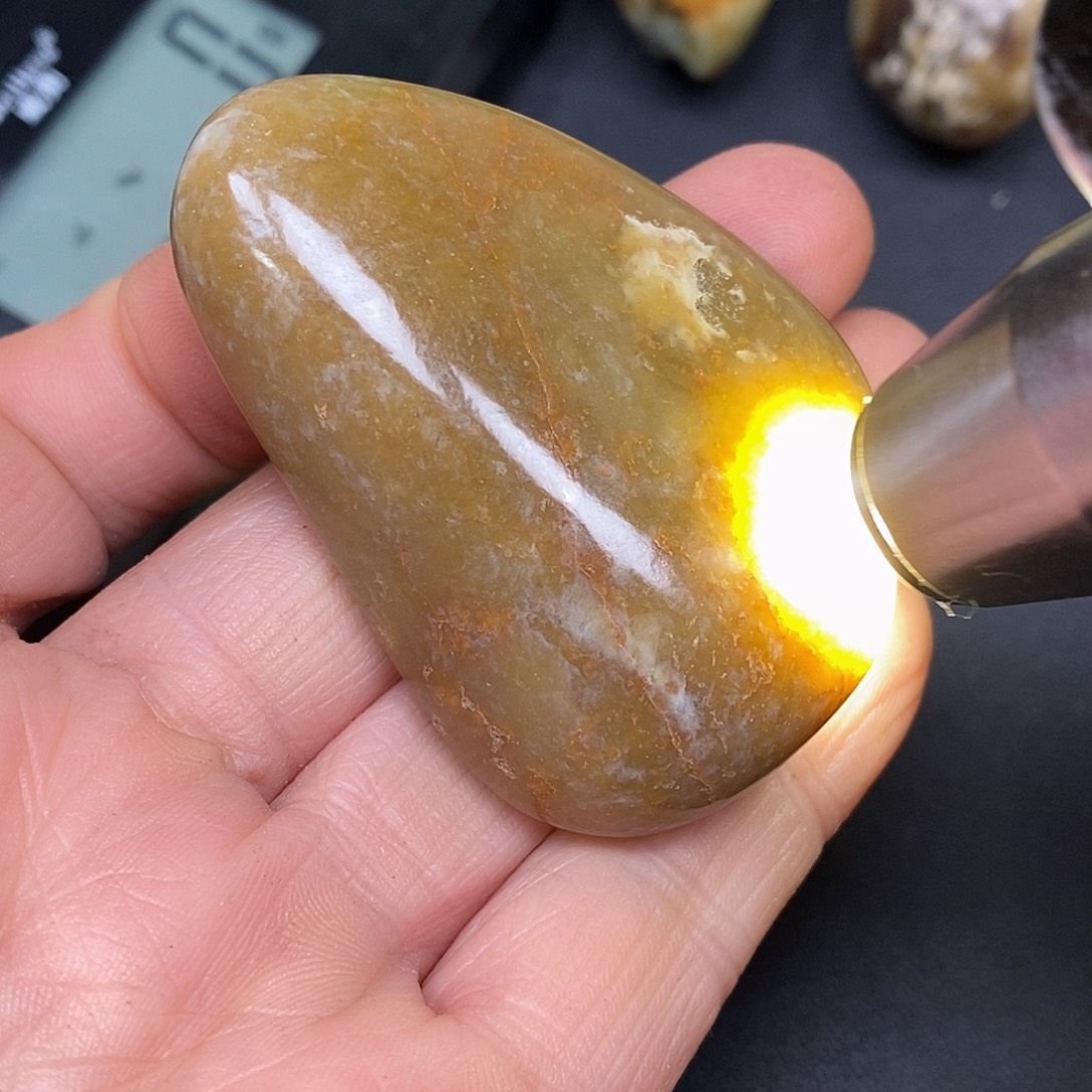 和田玉未镶嵌珠宝奇石