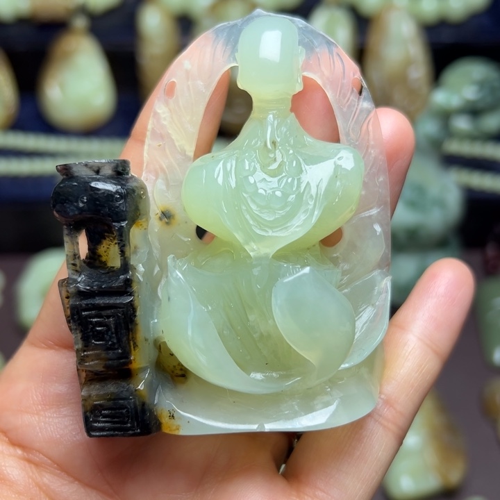 蛇纹石玉未镶嵌手把件
