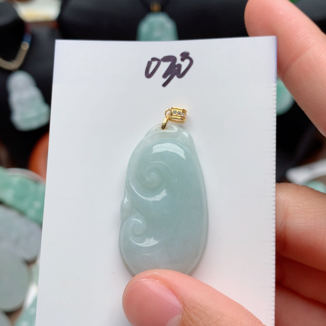 翡翠颈饰银S925镀金镶嵌吊坠