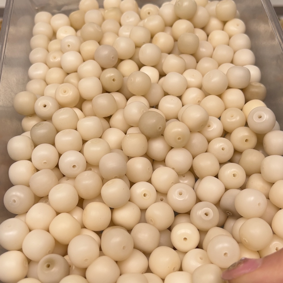 白玉菩提手串奶白桶珠36颗