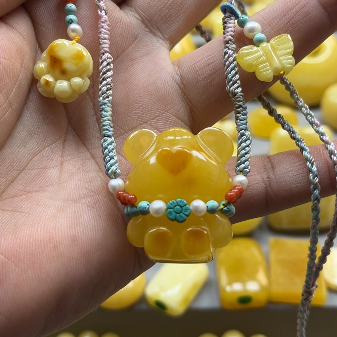 蜜蜡珠宝奇石未镶嵌