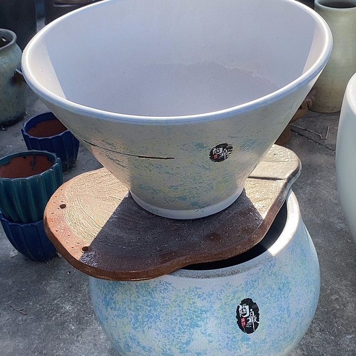 花盆紫砂口37高度23瑕疵