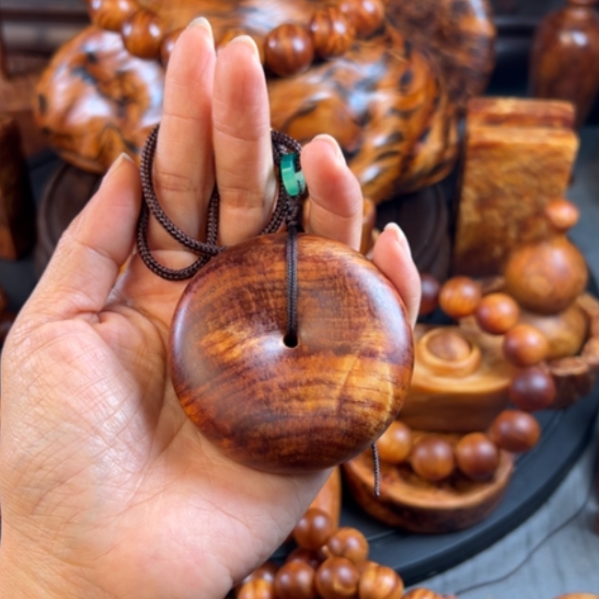 【闪购商品】松木（琥珀木）把件