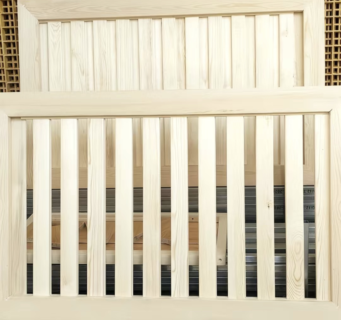 鸽舍屋顶木质通风窗