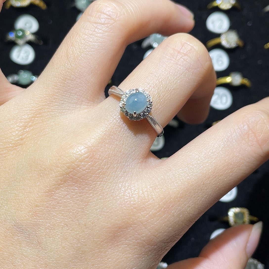 翡翠未镶嵌戒指戒指