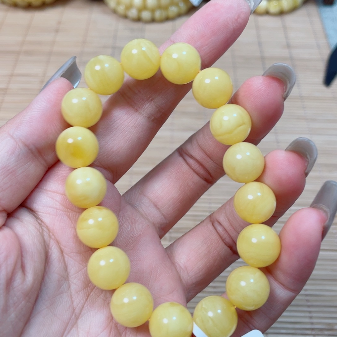 Q***L未镶嵌蜜蜡裸石蜜蜡64