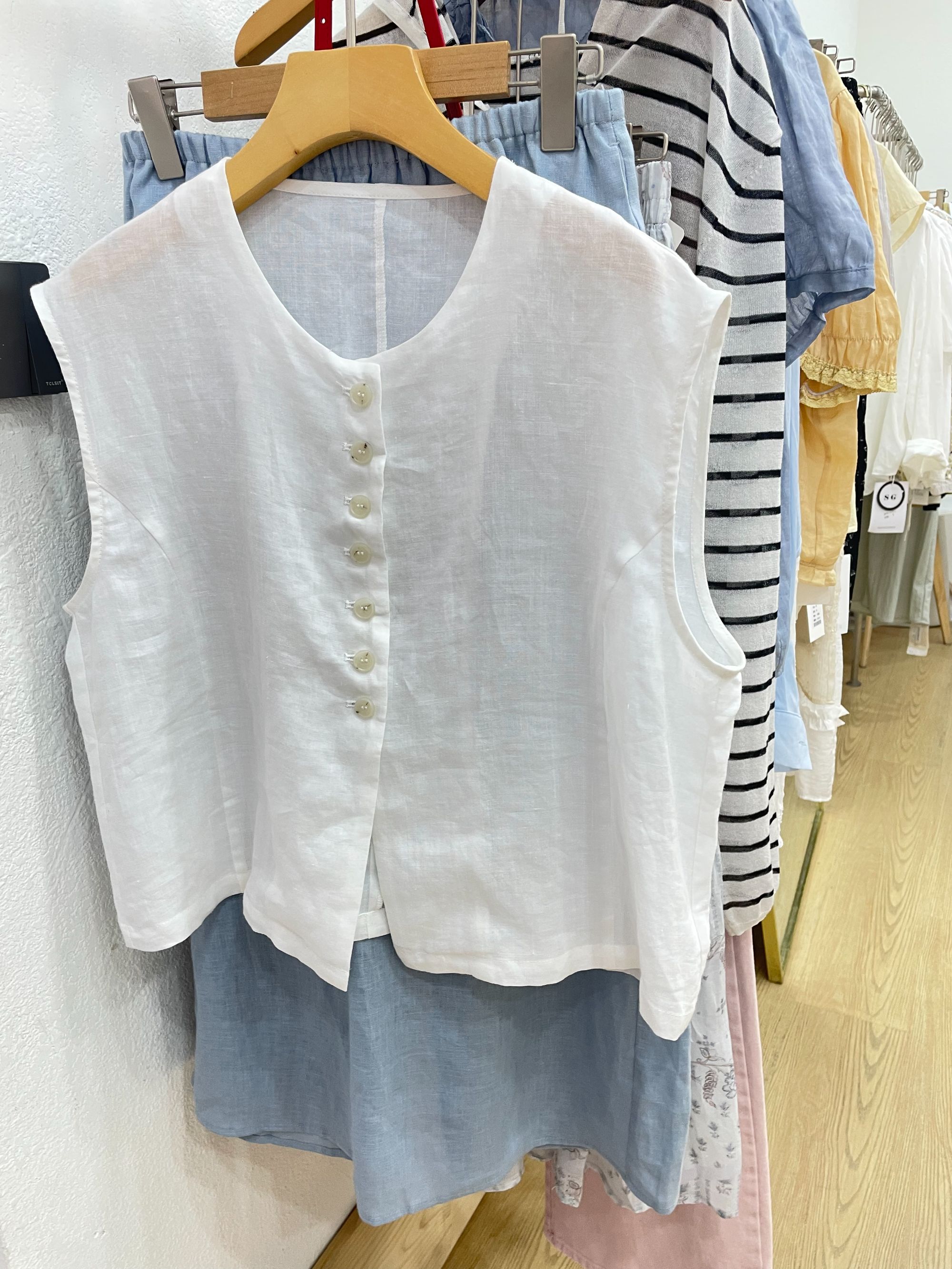 米兰站夏季简约宽松百搭韩系小衫