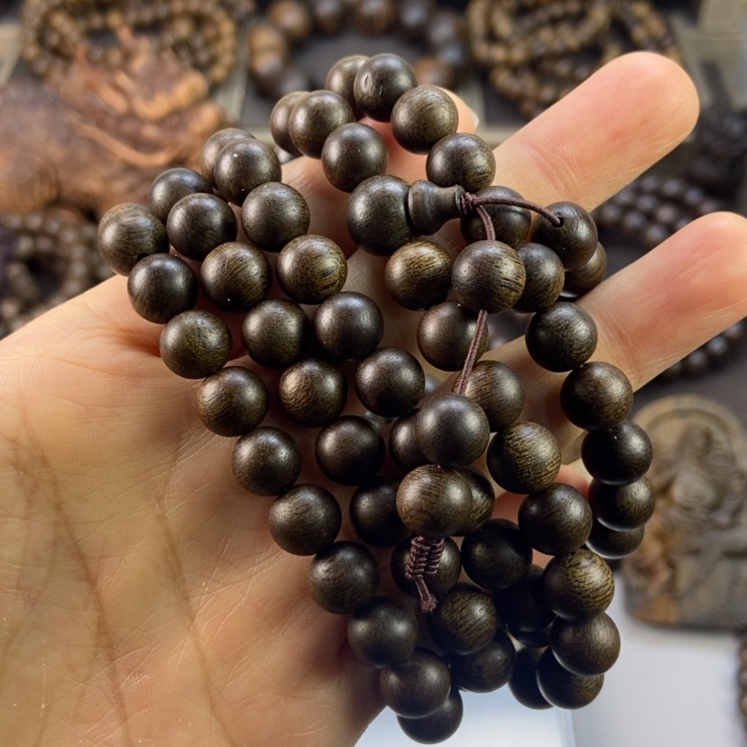 【闪购商品】沉香手串我***个越南白棋