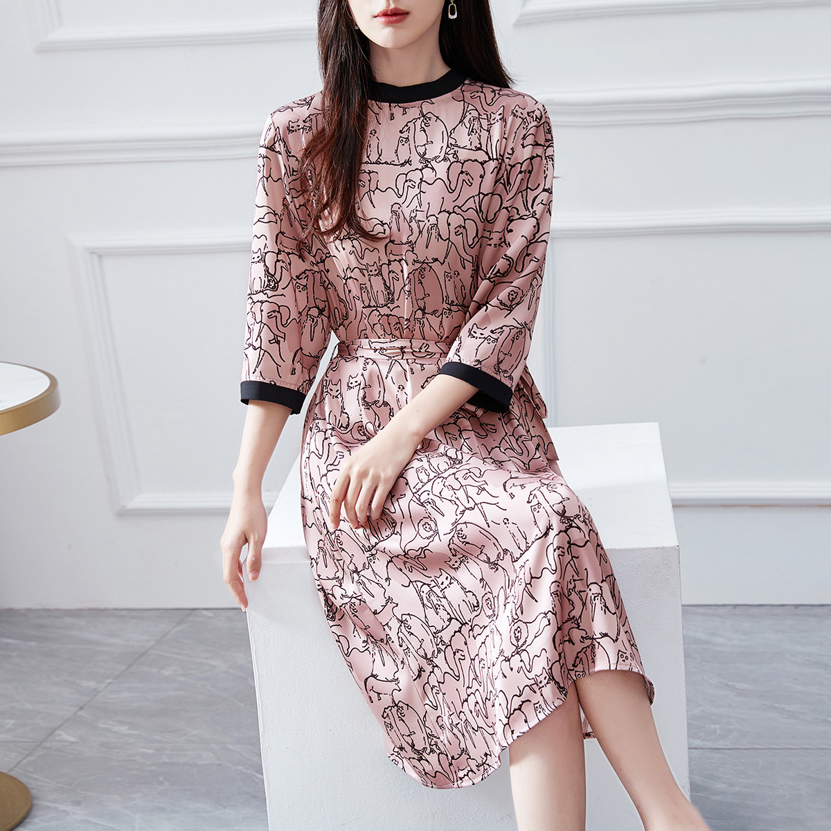 德玛纳清仓时尚印花撞色边腰带连衣裙长袖裙子