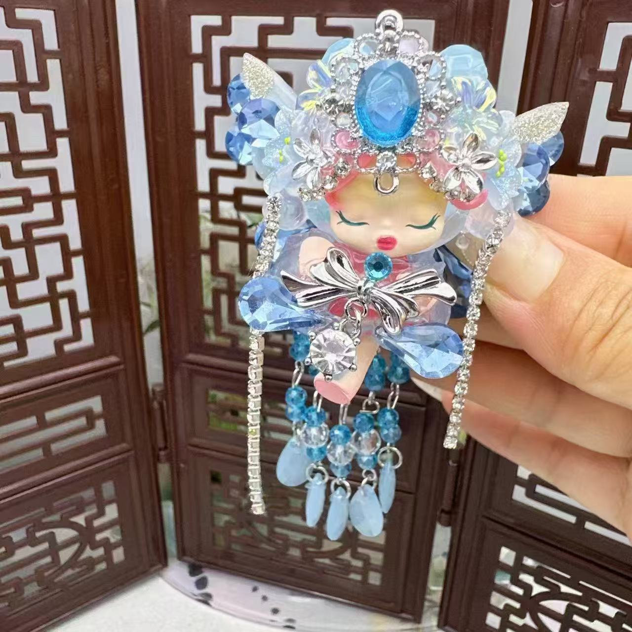 手工DIY串珠创意SP娃娃重工改娃合金亚克力尼泊尔手机链钥匙扣