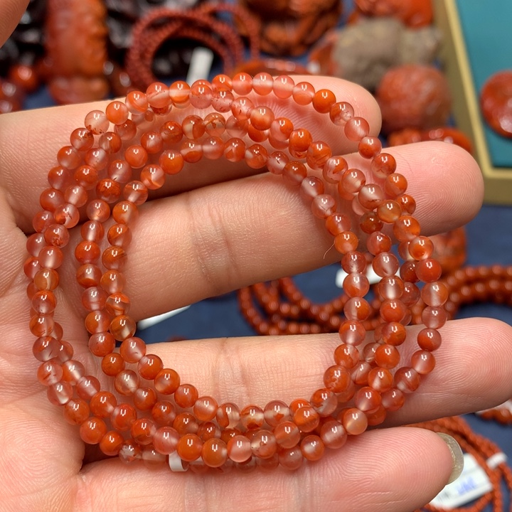 南红玛瑙手串未镶嵌4m m
