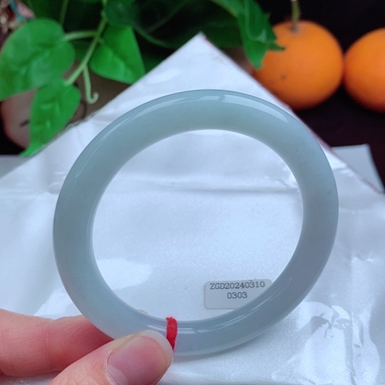 翡翠手镯未镶嵌   20 圆条54 水蓝色