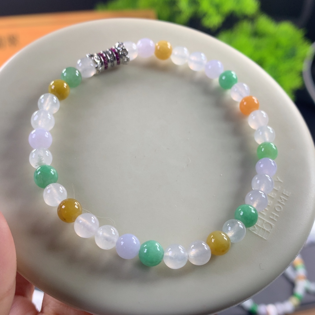 翡翠未镶嵌手链卡5.5