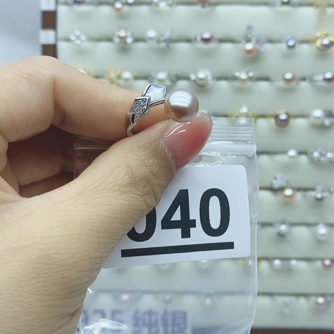 淡水珍珠戒指银S925镶嵌Y***莹040