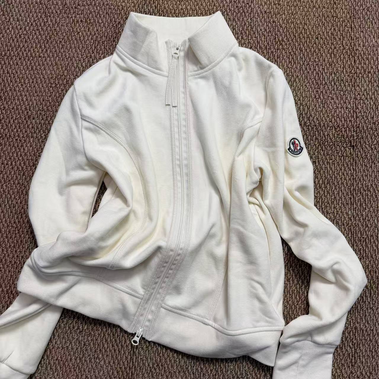 冬上新韩系拉链时尚百搭休闲显瘦卫衣外套