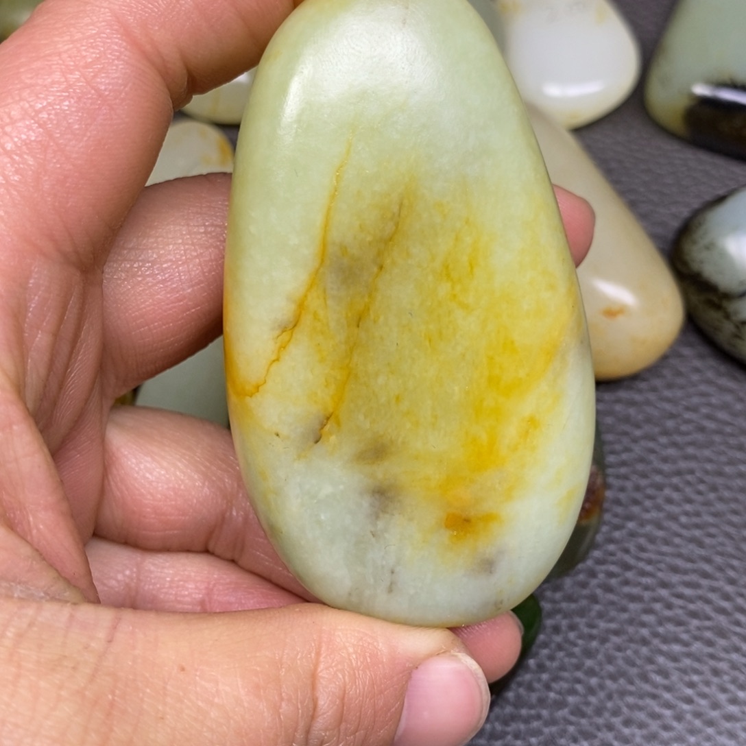 和田玉挂件^_^未镶嵌