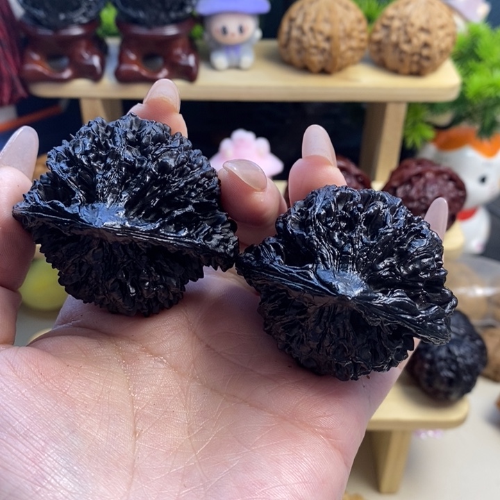 文玩核桃吊坠地闷官帽53尺