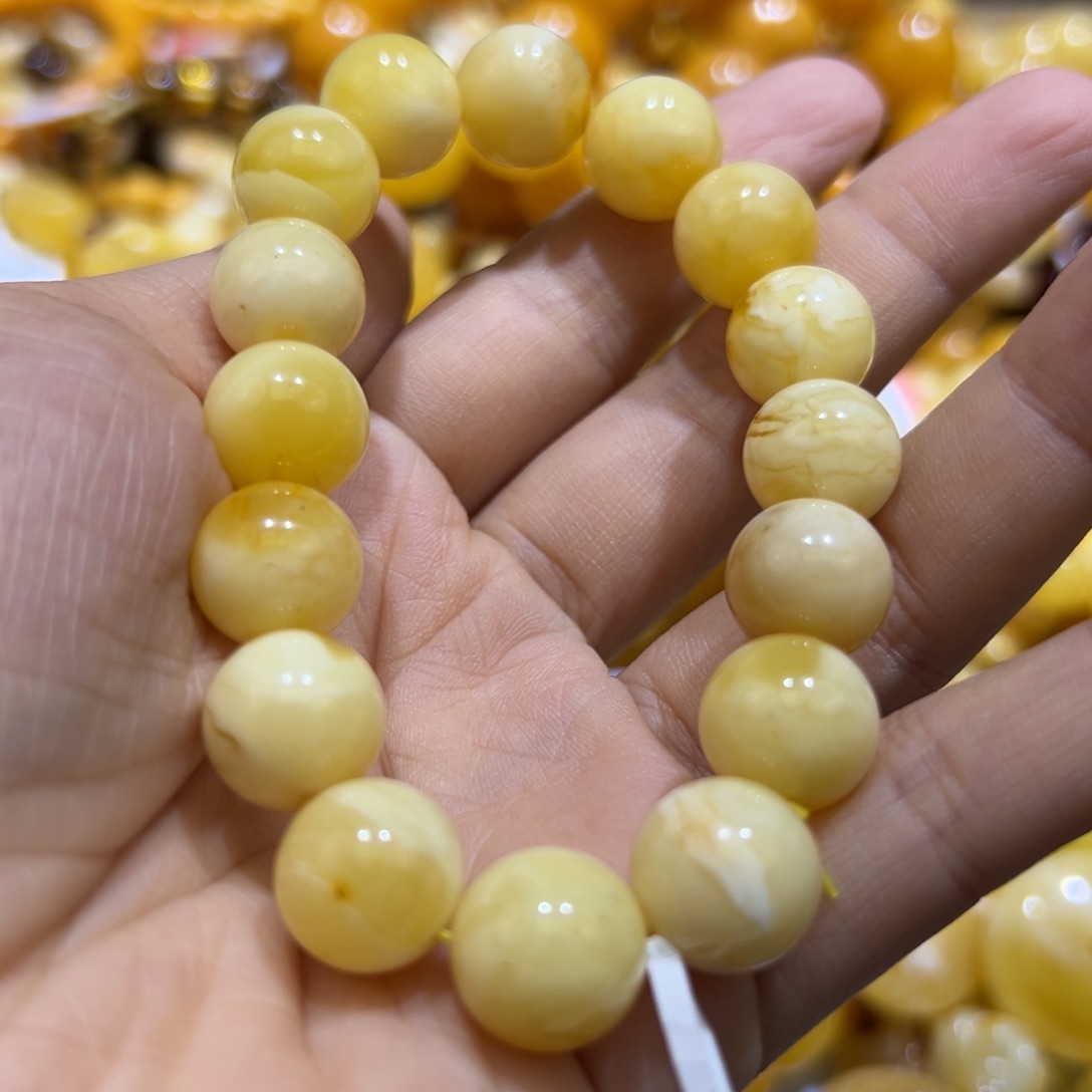 琥珀珠宝奇石未镶嵌