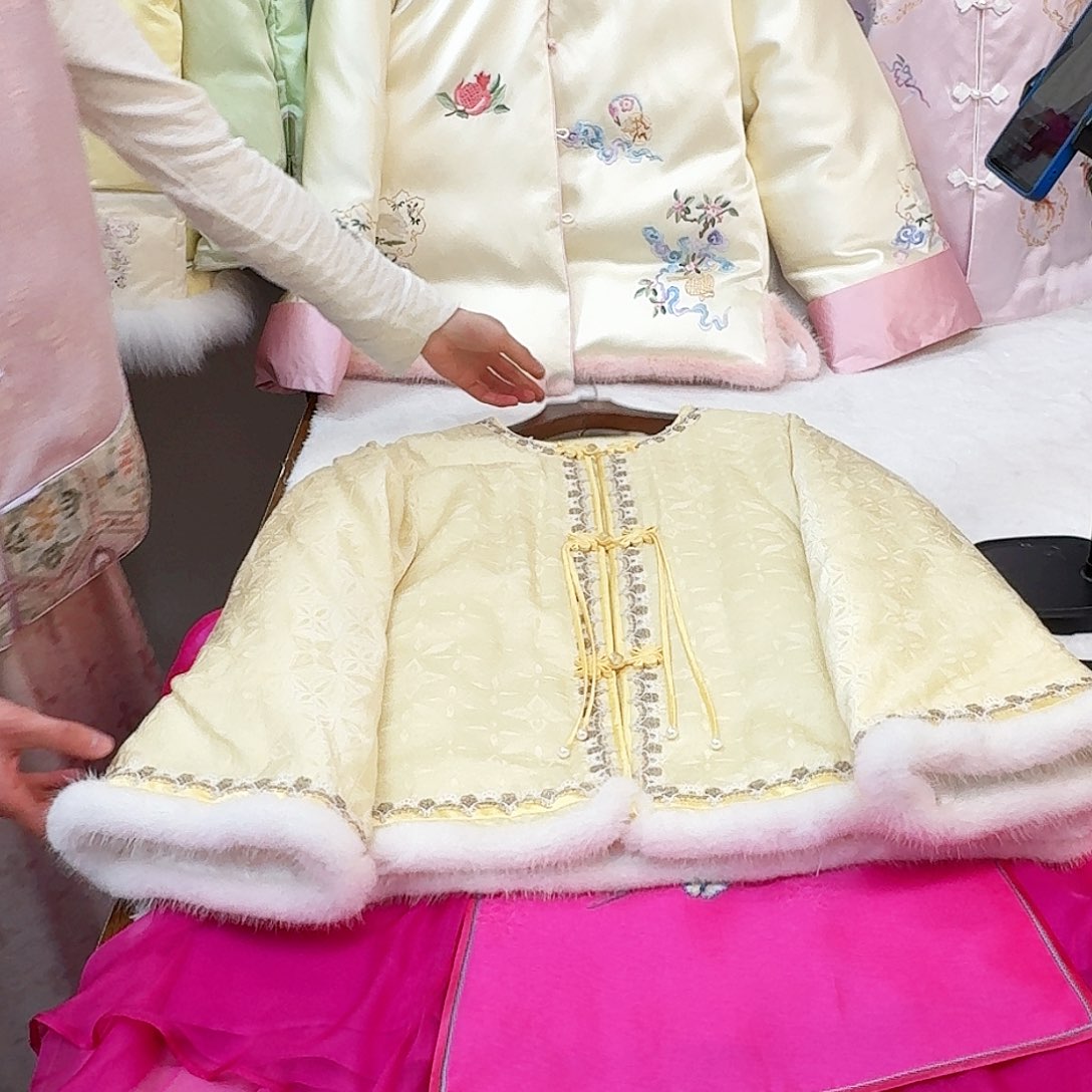 刺绣真丝真丝黄色真丝