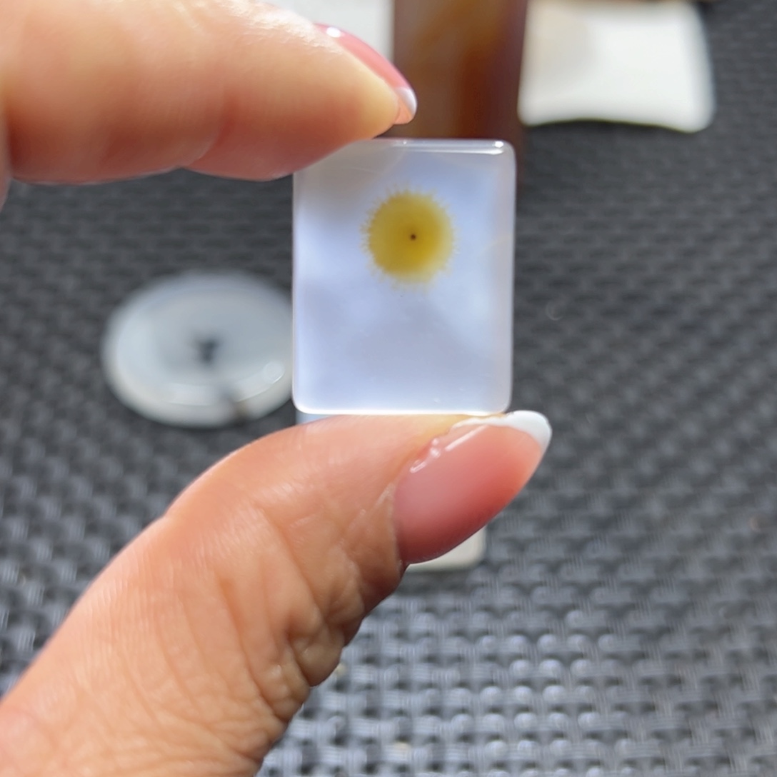 玛瑙/玉髓珠宝半成品未镶嵌