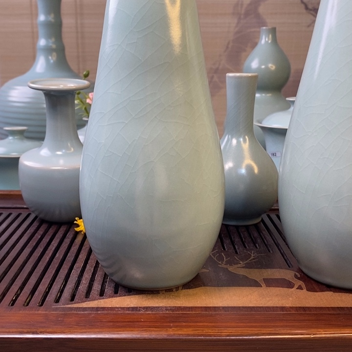 原产地汝瓷手工花瓶