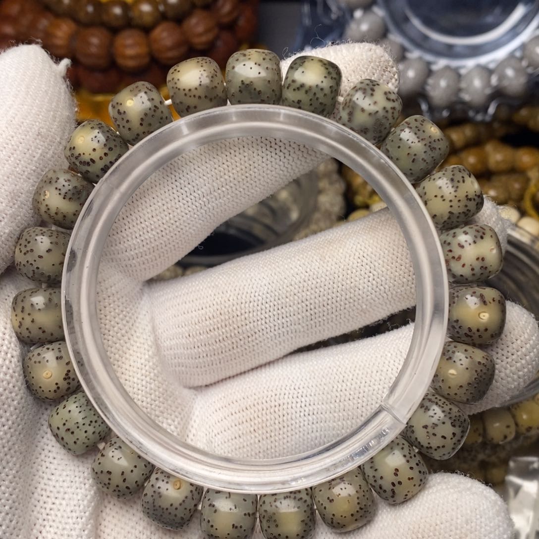 星月菩提手串黑冰