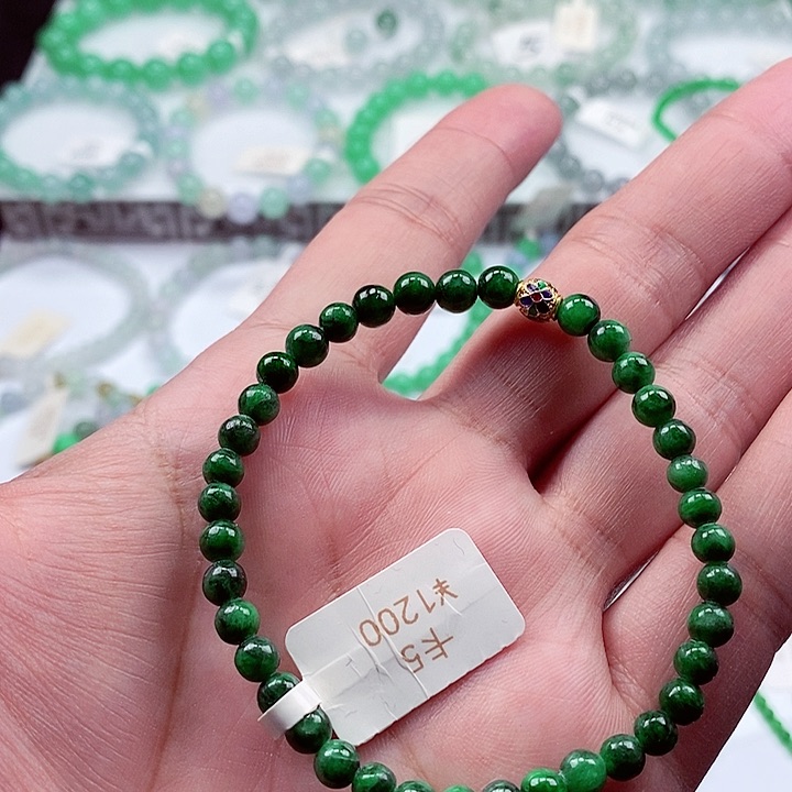 翡翠手链未镶嵌卡5