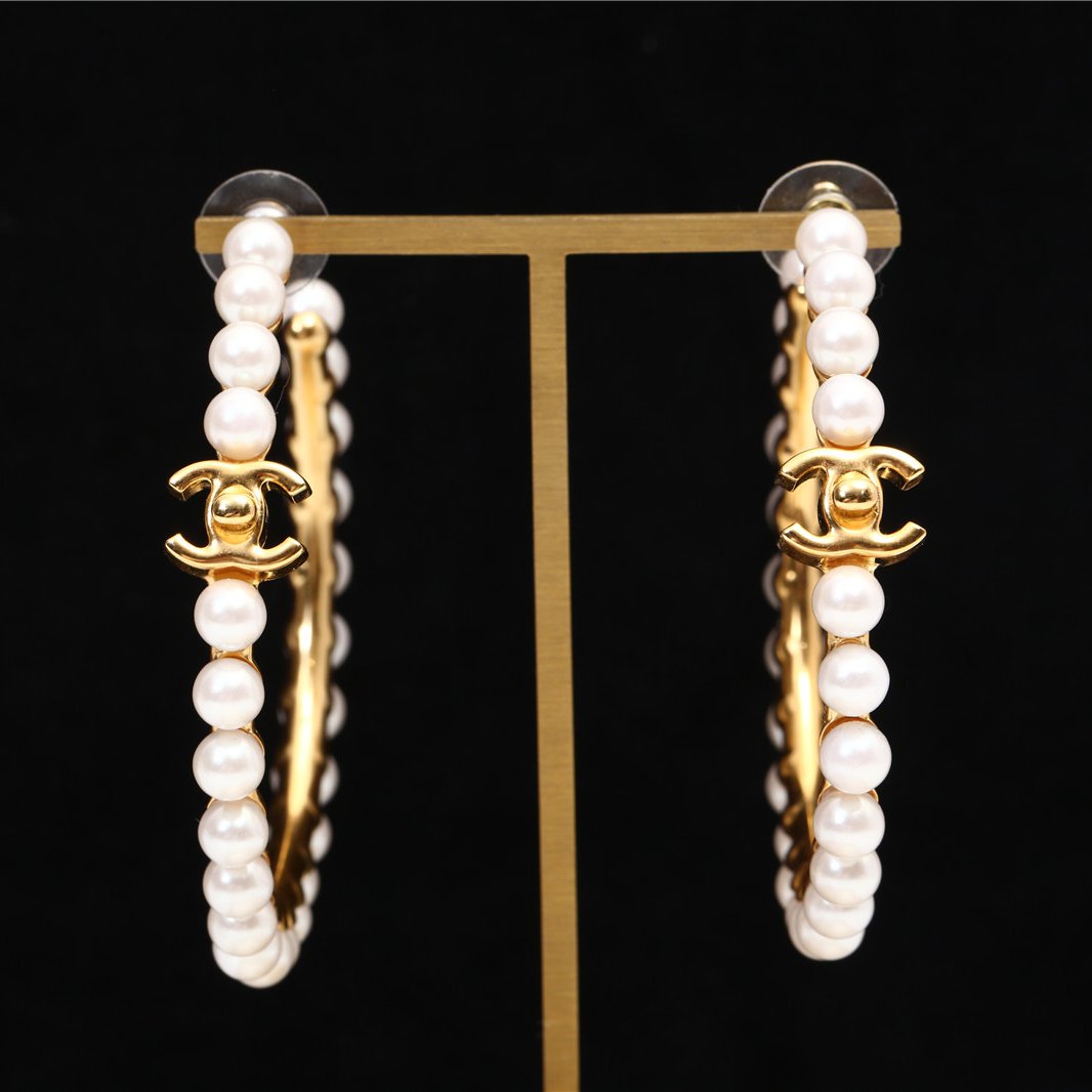99新 Chanel/香奈儿 小花攀攀珍珠 金扣双Clogo 耳环 大号 金色