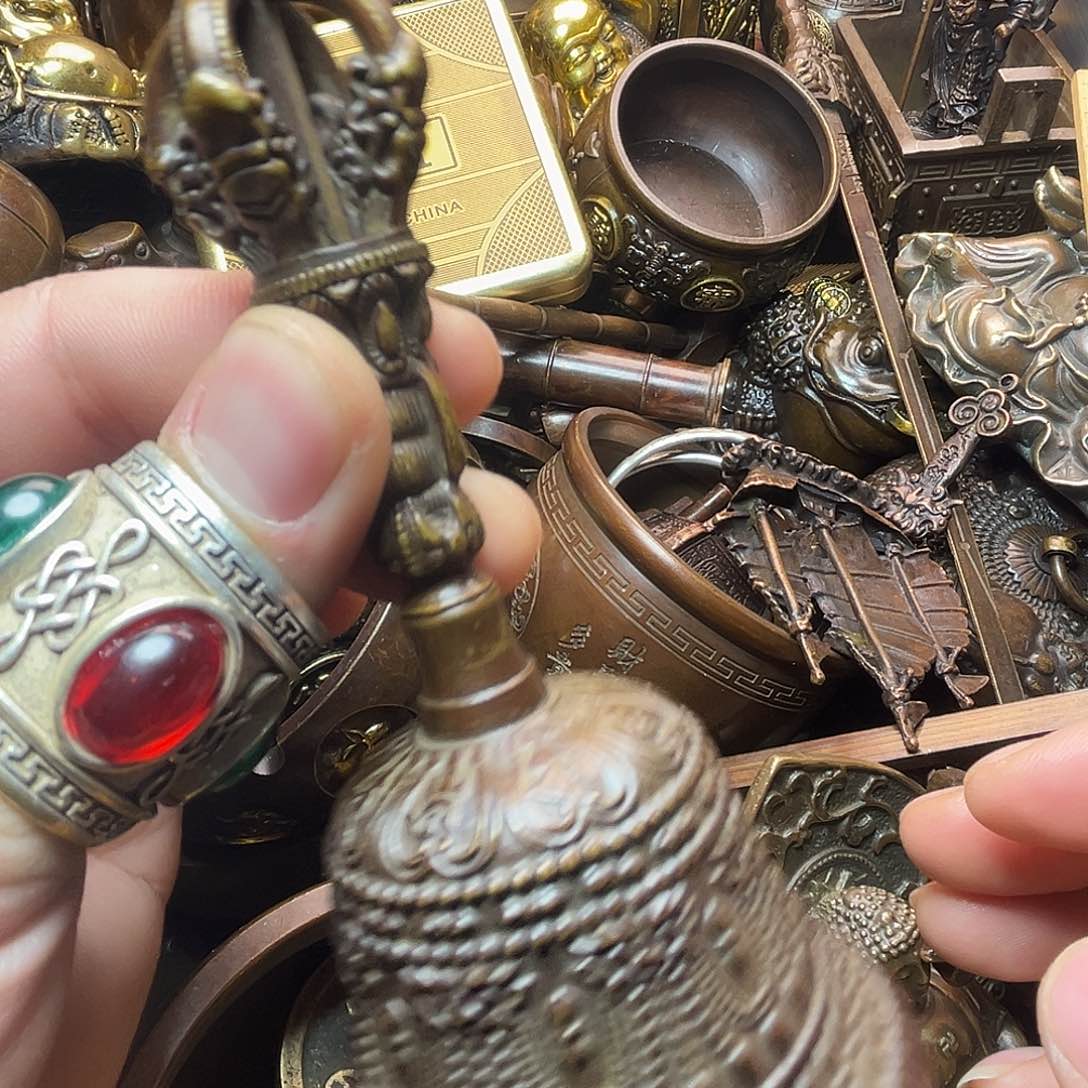 精美铜器收藏品等