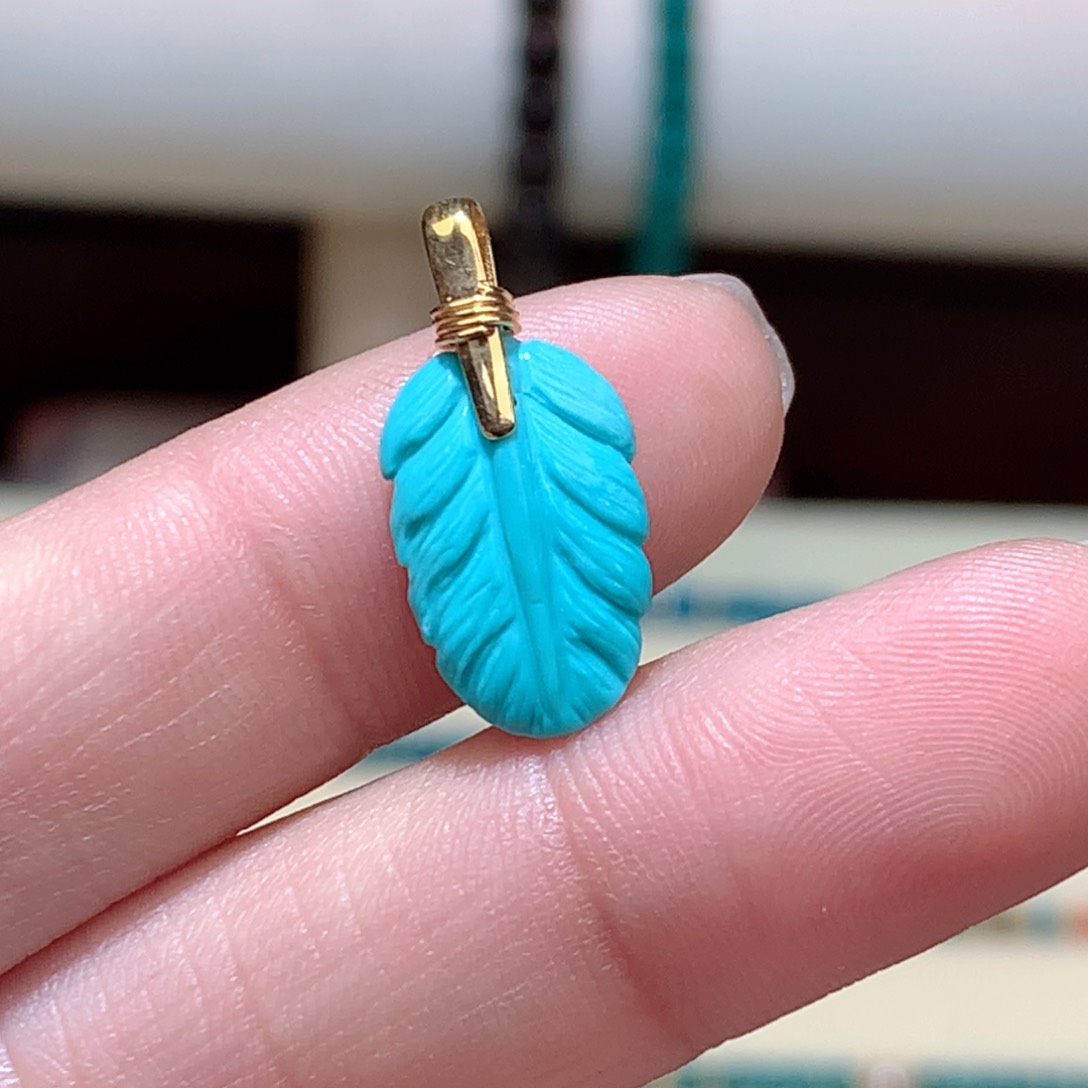 绿松石珠宝奇石18K金镶嵌